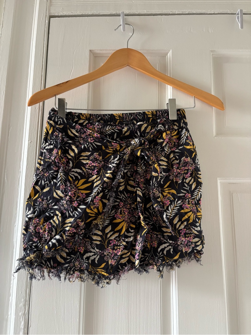 NATURAL LIFE Black Floral Tie-Front Mini Skirt